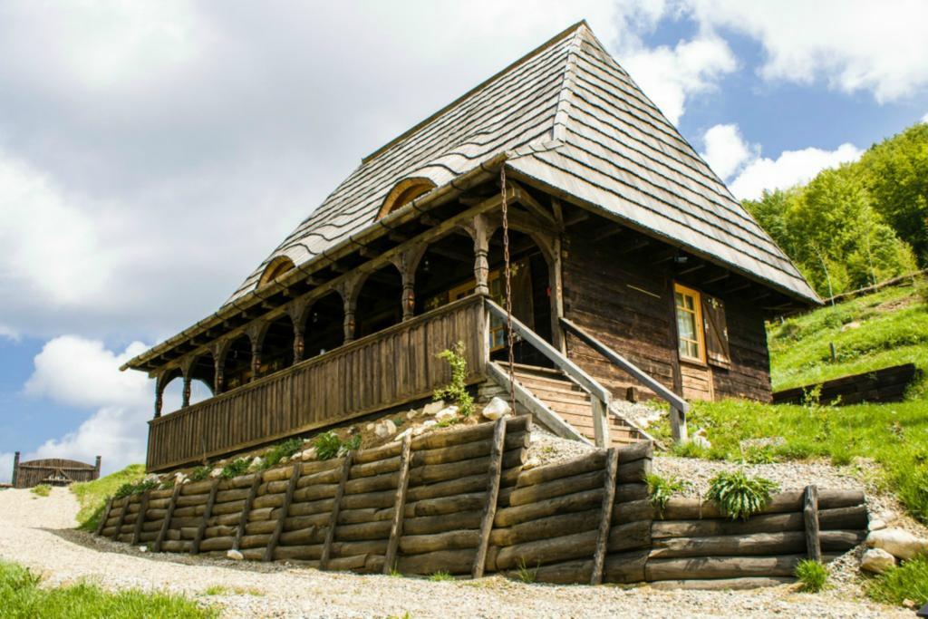 Raven'S Nest Hotel Salciua de Jos Luaran gambar